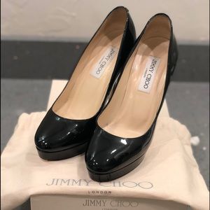 💥 SOLD 💥 Jimmy Choo Cosmic Patent Black 38 Pumps